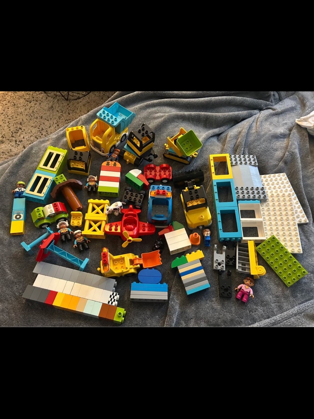 Lego Duplo Assorted Kids Building Block Vehicle and Figures Set